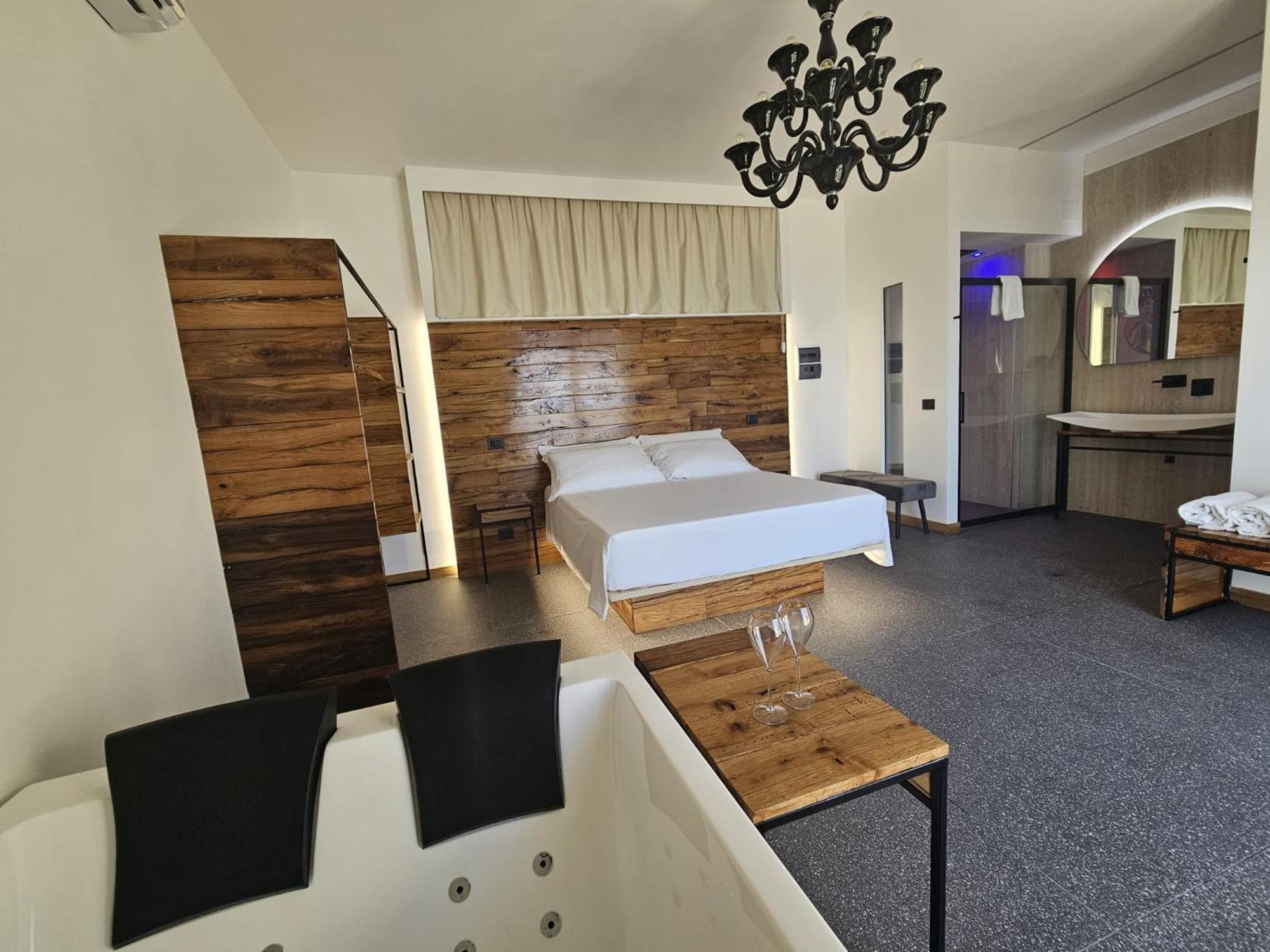 Dada Suites And Sea Сан Салво Екстериор снимка