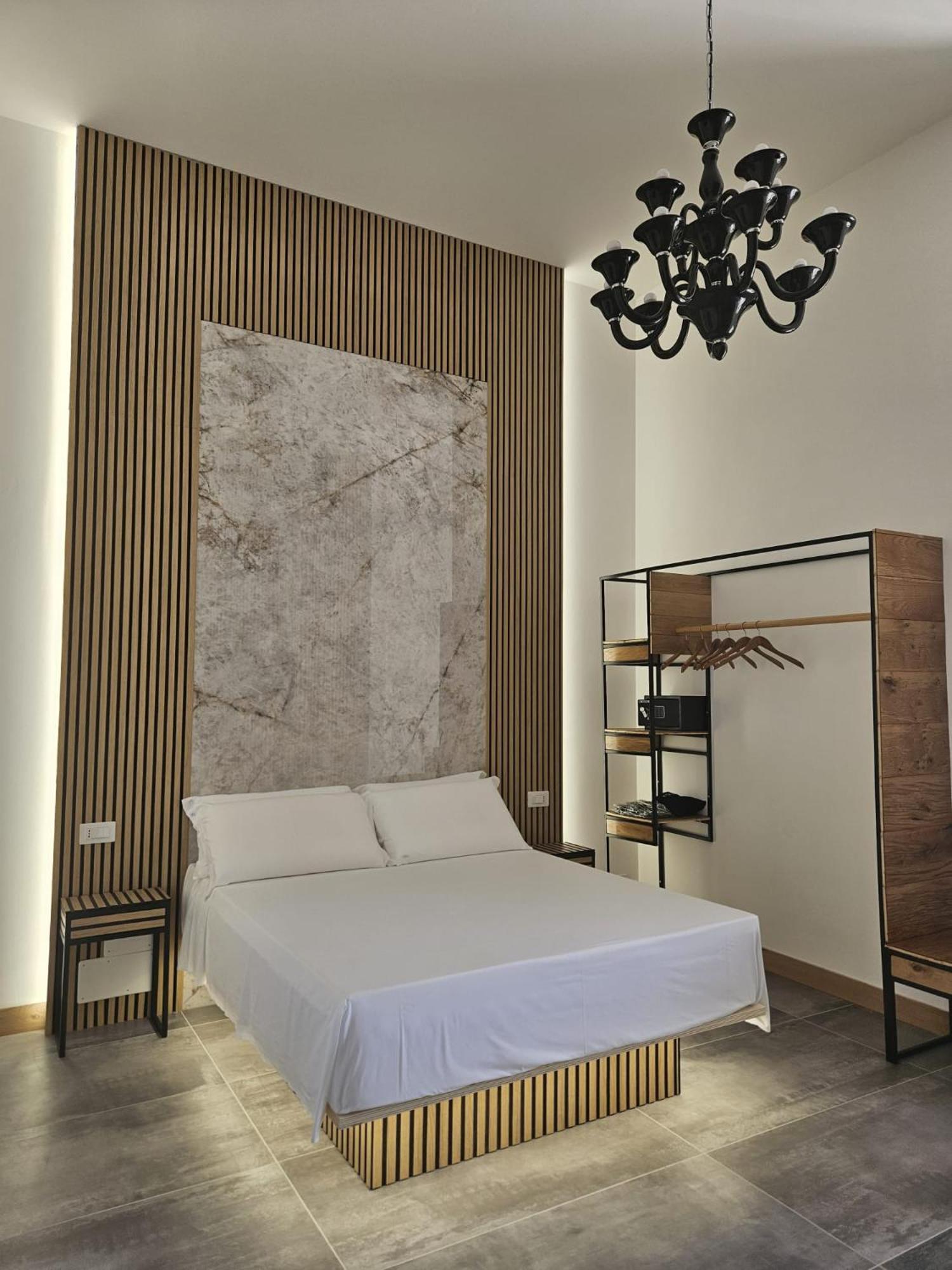 Dada Suites And Sea Сан Салво Екстериор снимка